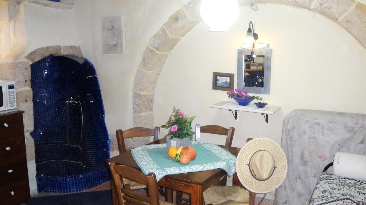 הוילה חאניה Old Stone House מראה חיצוני תמונה